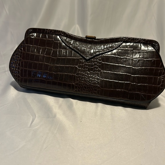 Vintage brown crocodile print leather clutch - Picture 1 of 2